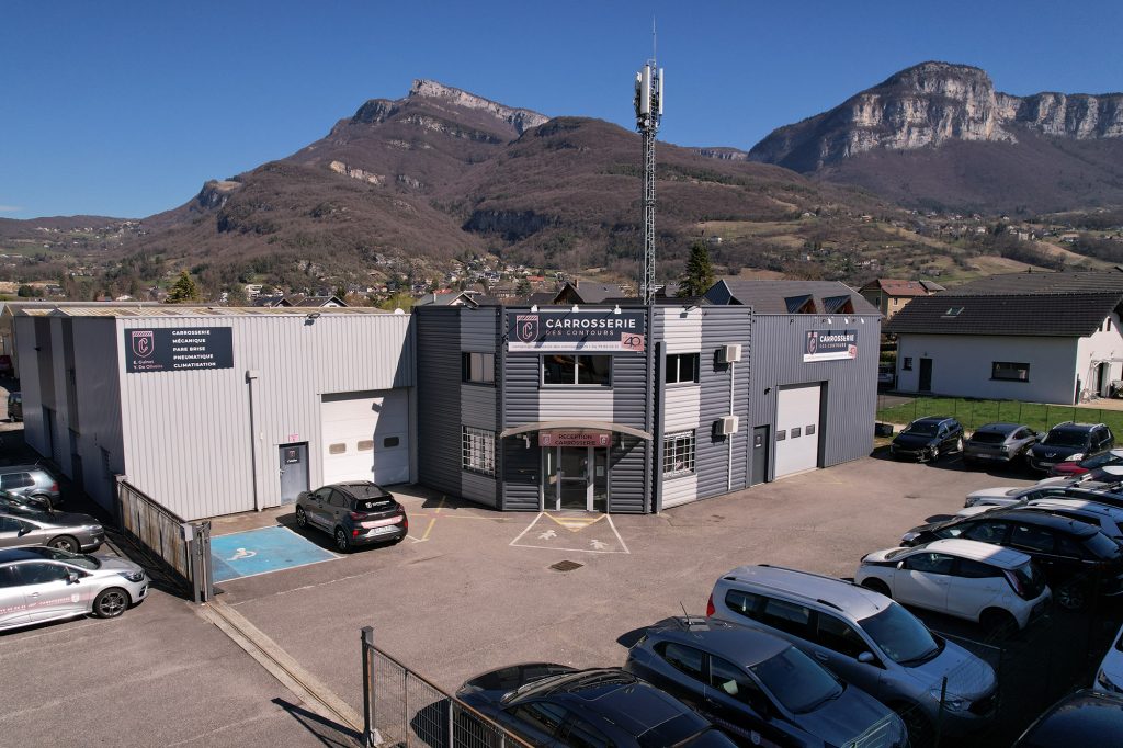 Vue aérienne Locaux Carrosserie des Contours