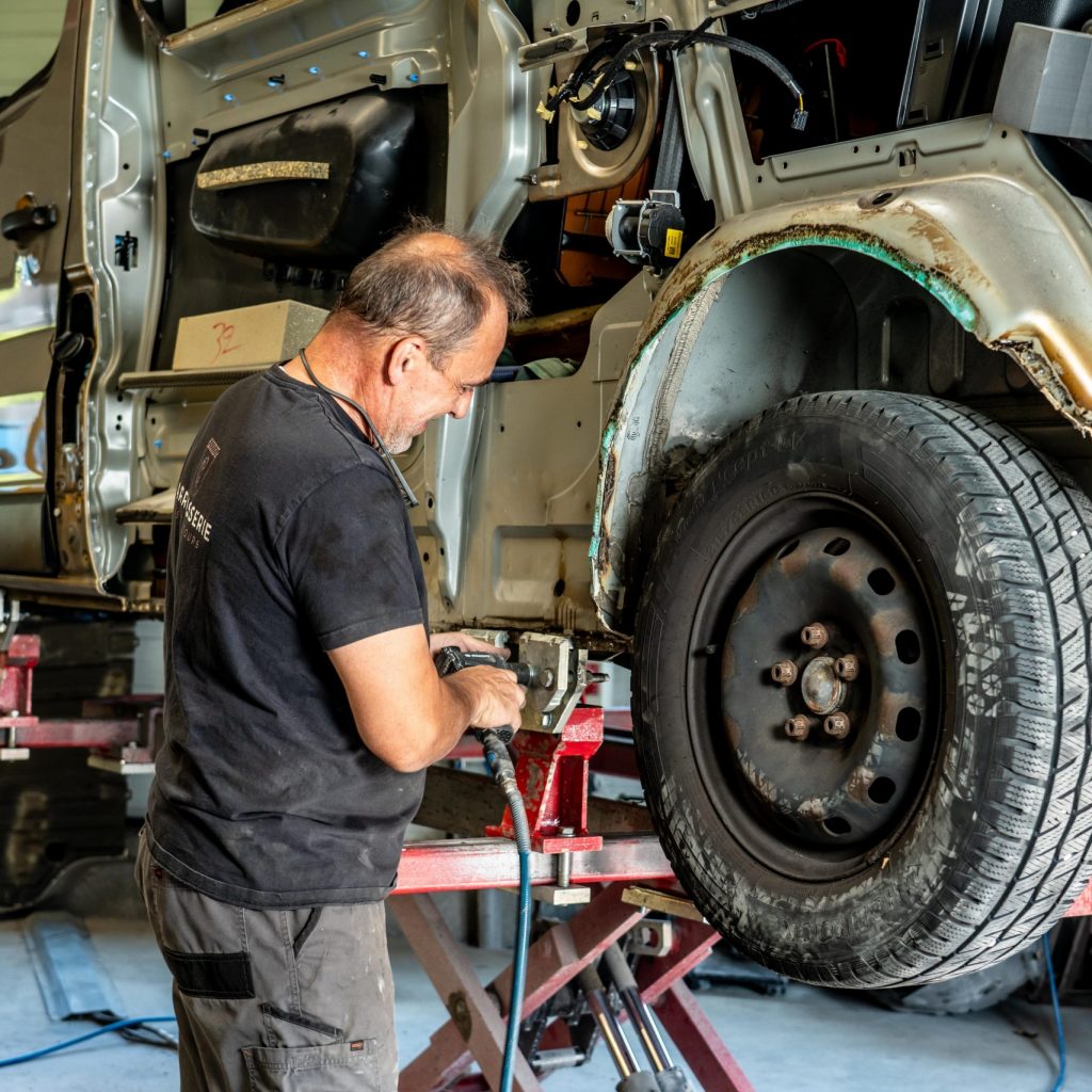Réparations carrosserie des contours