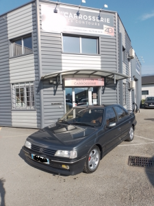 Peugeot 405